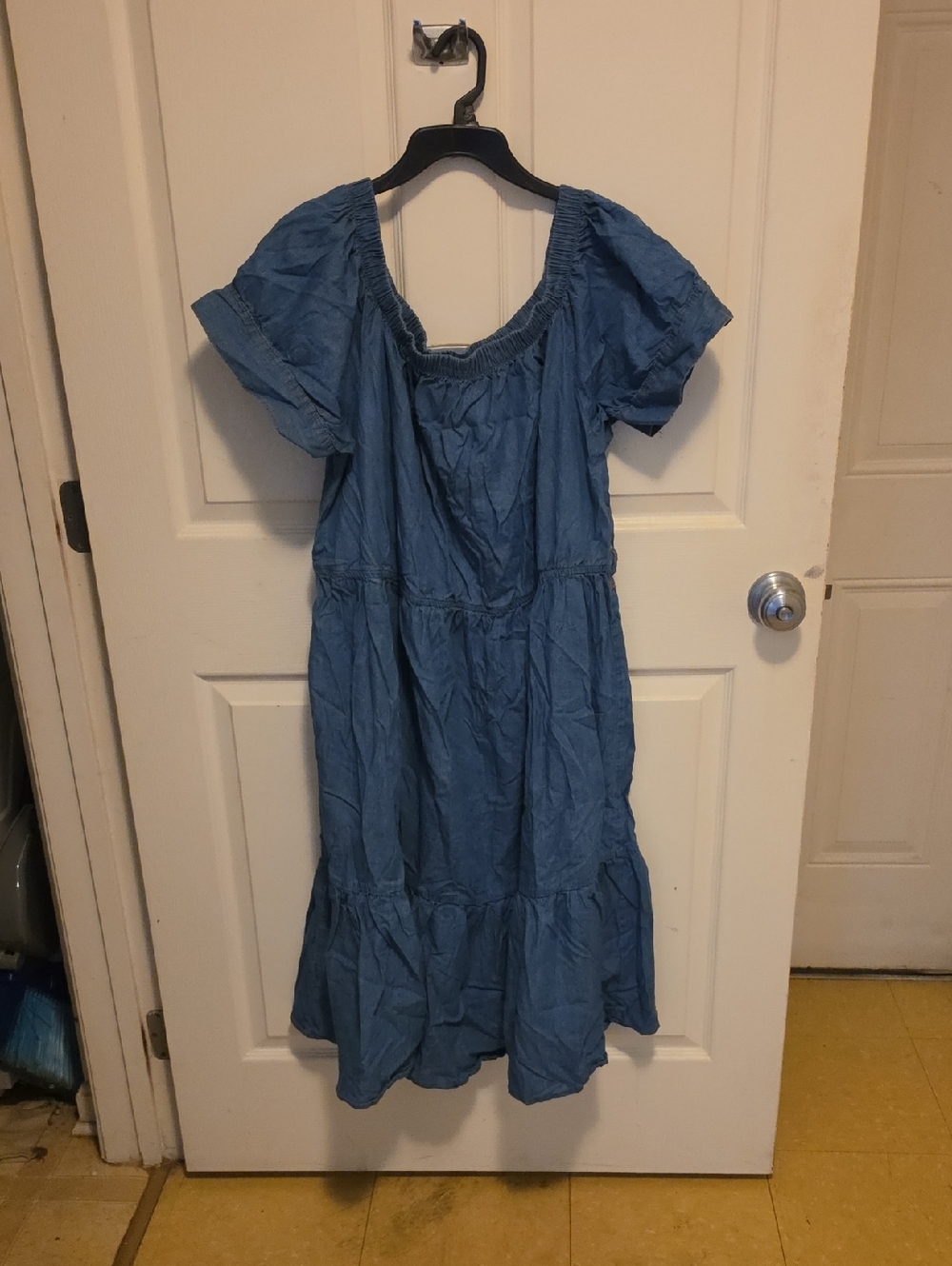 Blue Tiered Women’s Midi Dress with Puff Sleeves